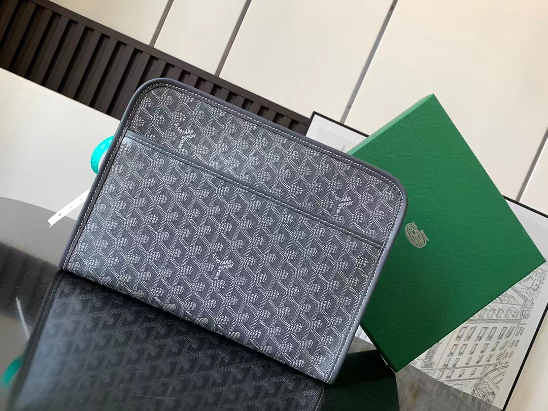 Goyard Jouvence Toiletry Bag Gray